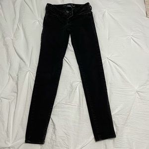 Size 4 American Eagle Black Jeggings
